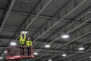 Read more about the article LED Retrofit for High Bay Warehouse: Ultimate Guide